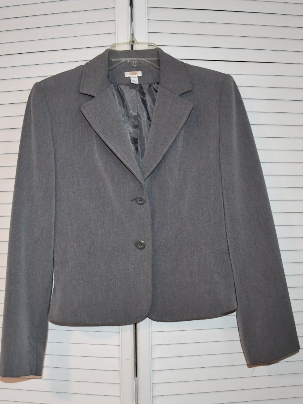 Women's Apt 9 Waist Length, Lined Suit Jacket (WASH and WEAR!)